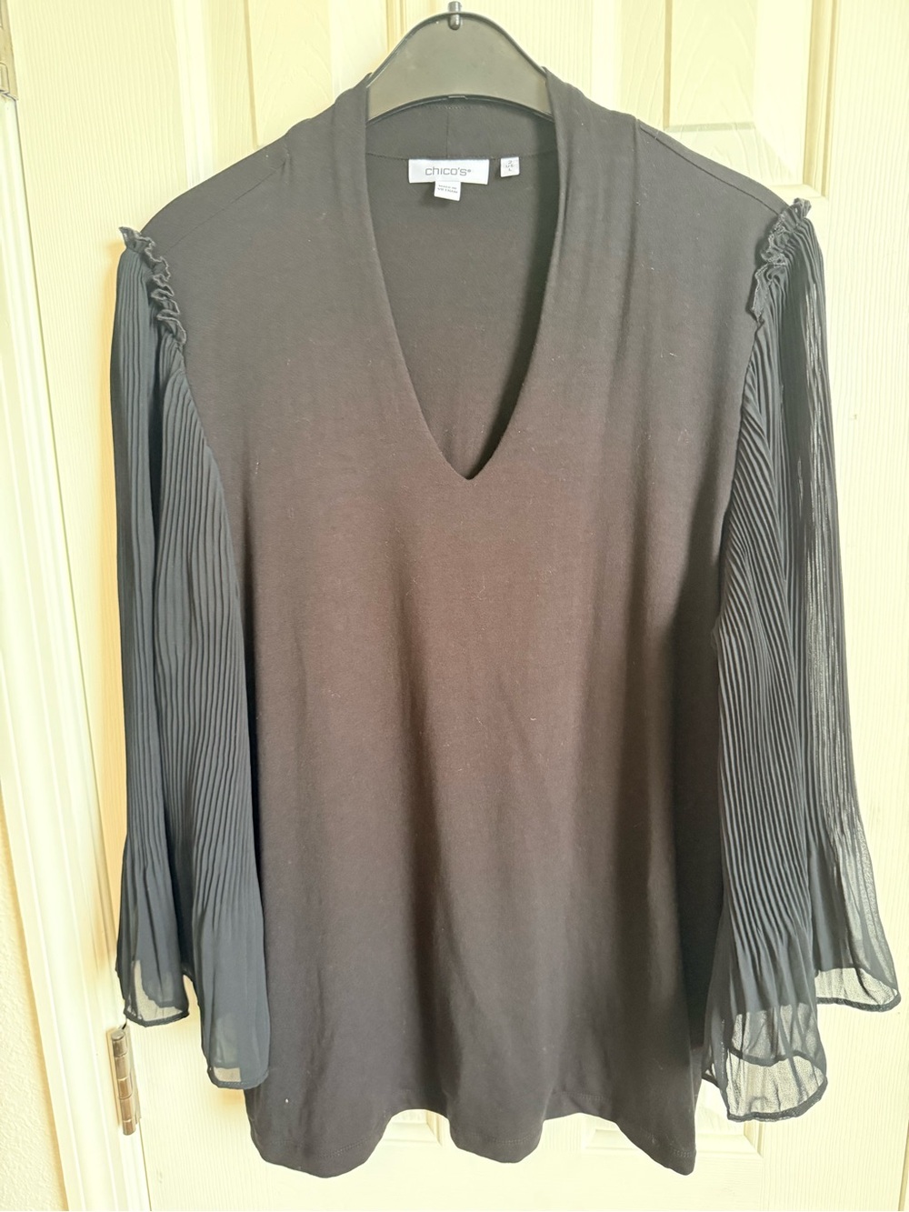 Chico's Black V-Neck Knit Top with Pleated Sheer Sleeves